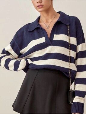 Reformation Francesco V Neck sweater in navy and white XS
